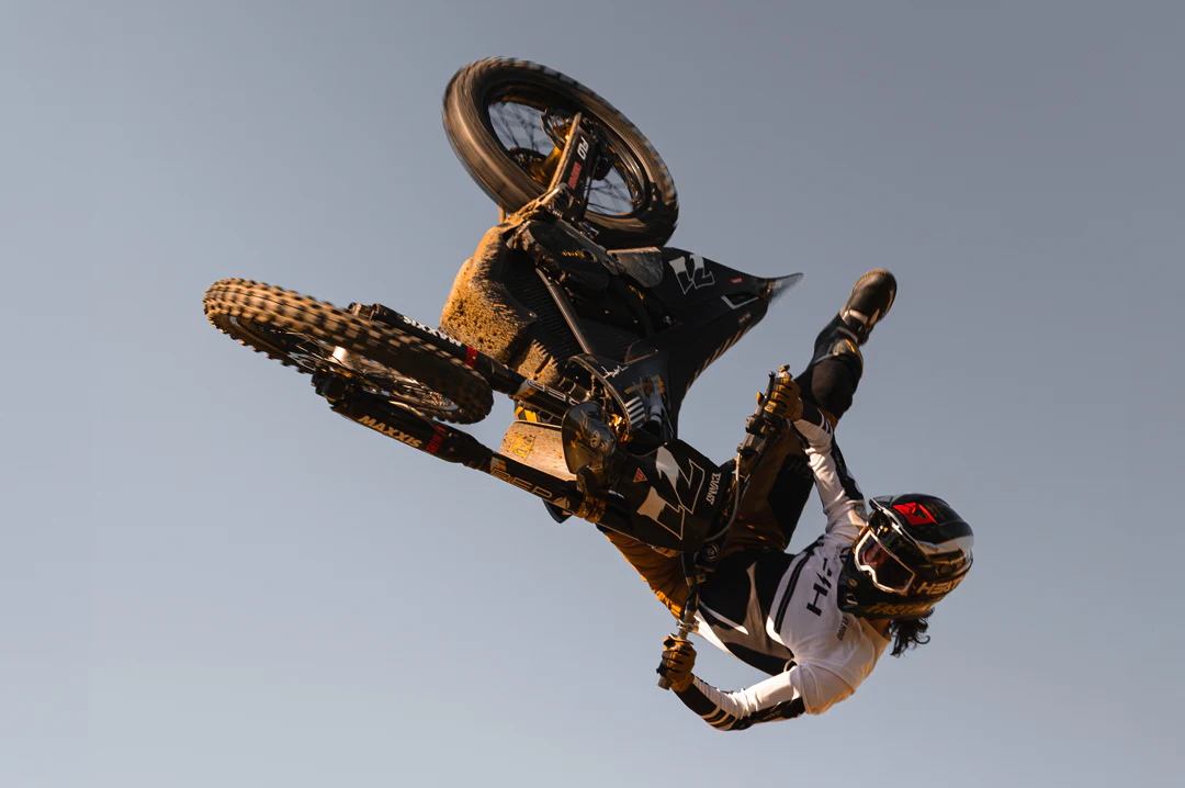 MXG-250 Motosport Goggle: Hydro Saddle - Image 9