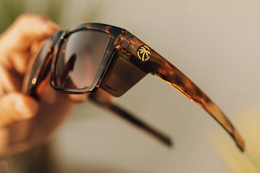 PERFORMANCE VISE SUNGLASSES: Tortoise - Image 5