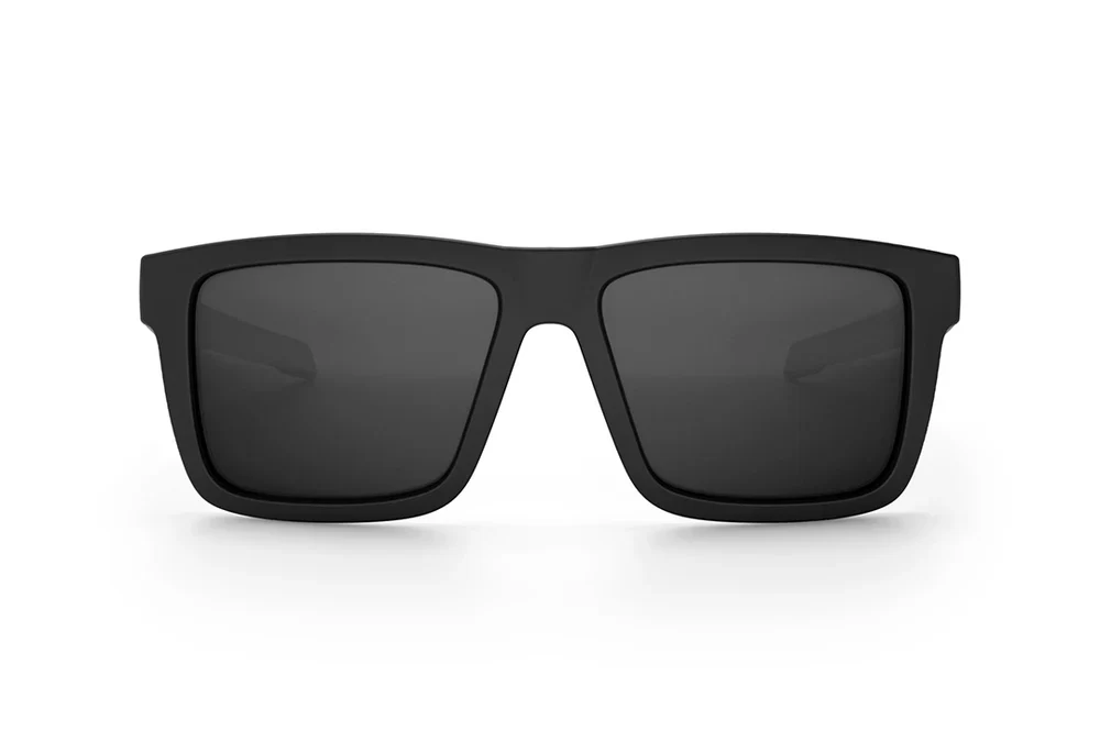 PERFORMANCE XL VISE SUNGLASSES: Black - Image 3