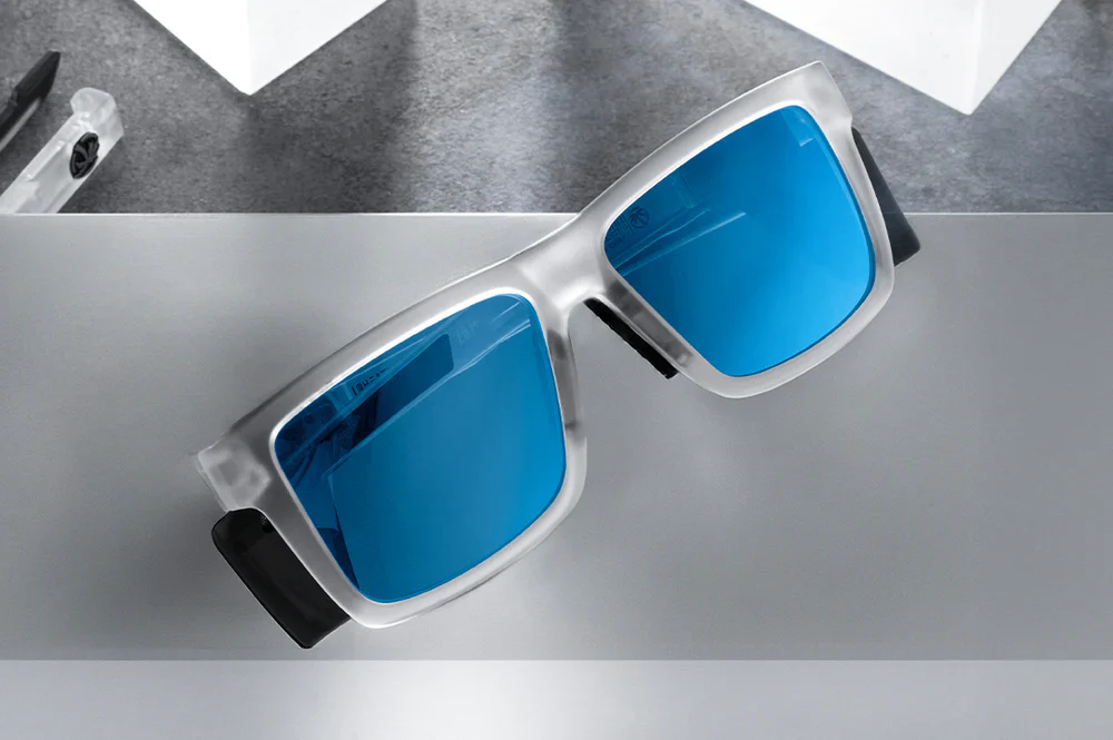 PERFORMANCE XL VISE SUNGLASSES: Vapor Frost Coastal - Image 6
